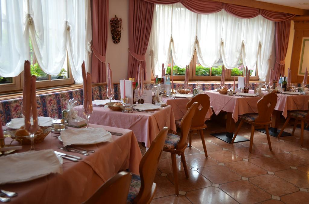 Hotel Stella Alpina Moena Ngoại thất bức ảnh