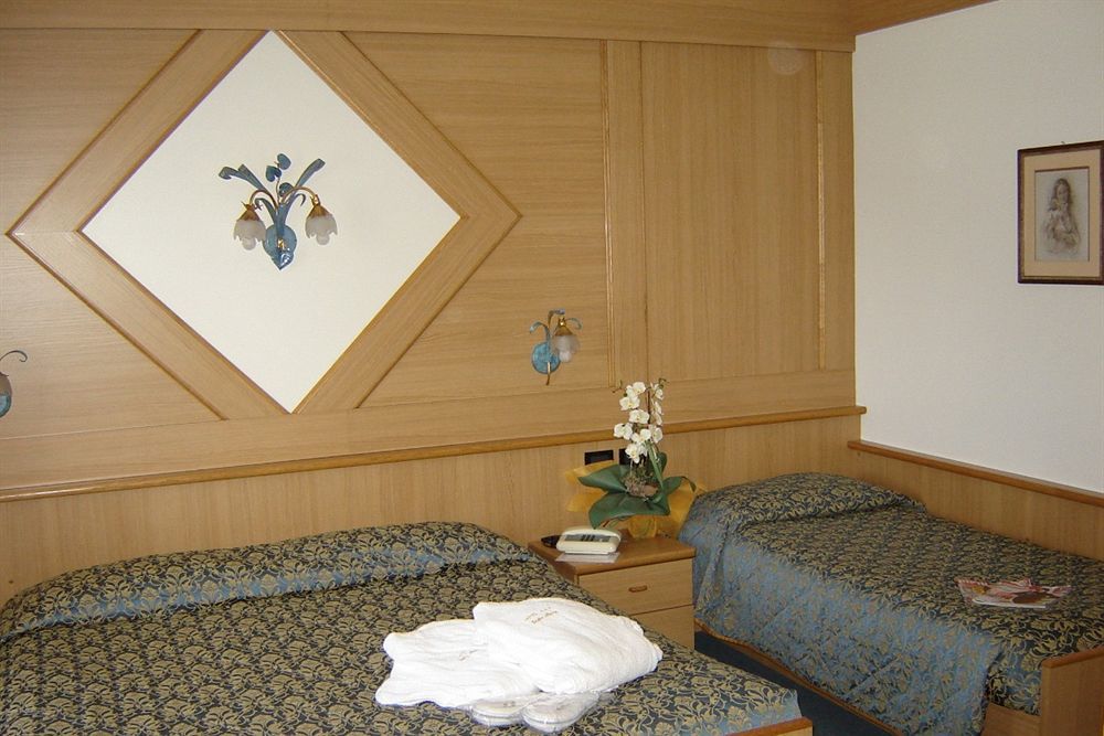 Hotel Stella Alpina Moena Ngoại thất bức ảnh