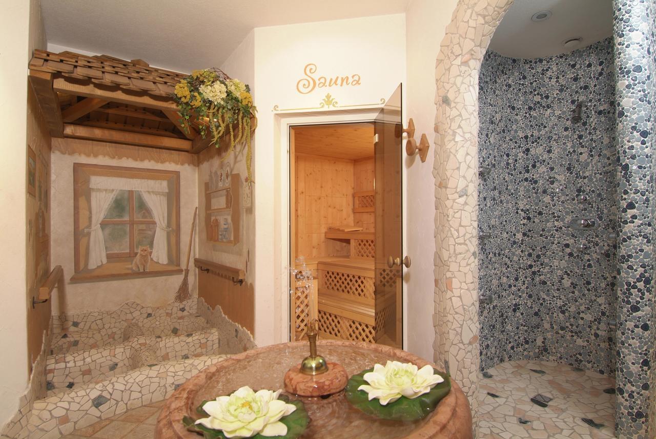 Hotel Stella Alpina Moena Ngoại thất bức ảnh