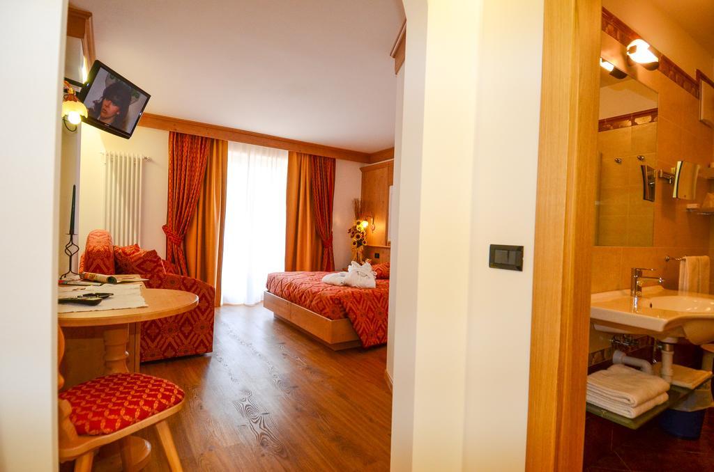Hotel Stella Alpina Moena Ngoại thất bức ảnh